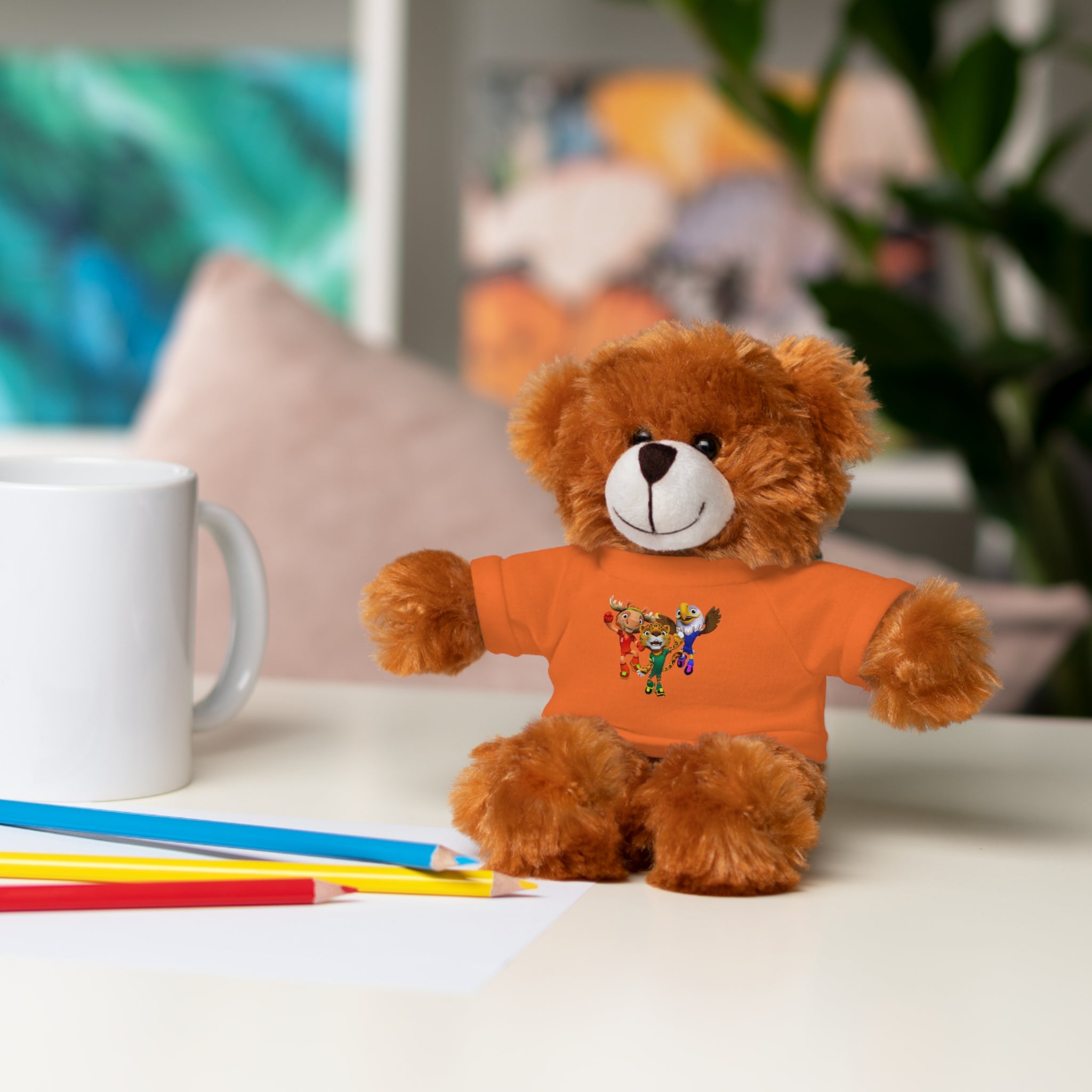 Adorable animal de peluche con camiseta personalizada, regalo tierno para niños.