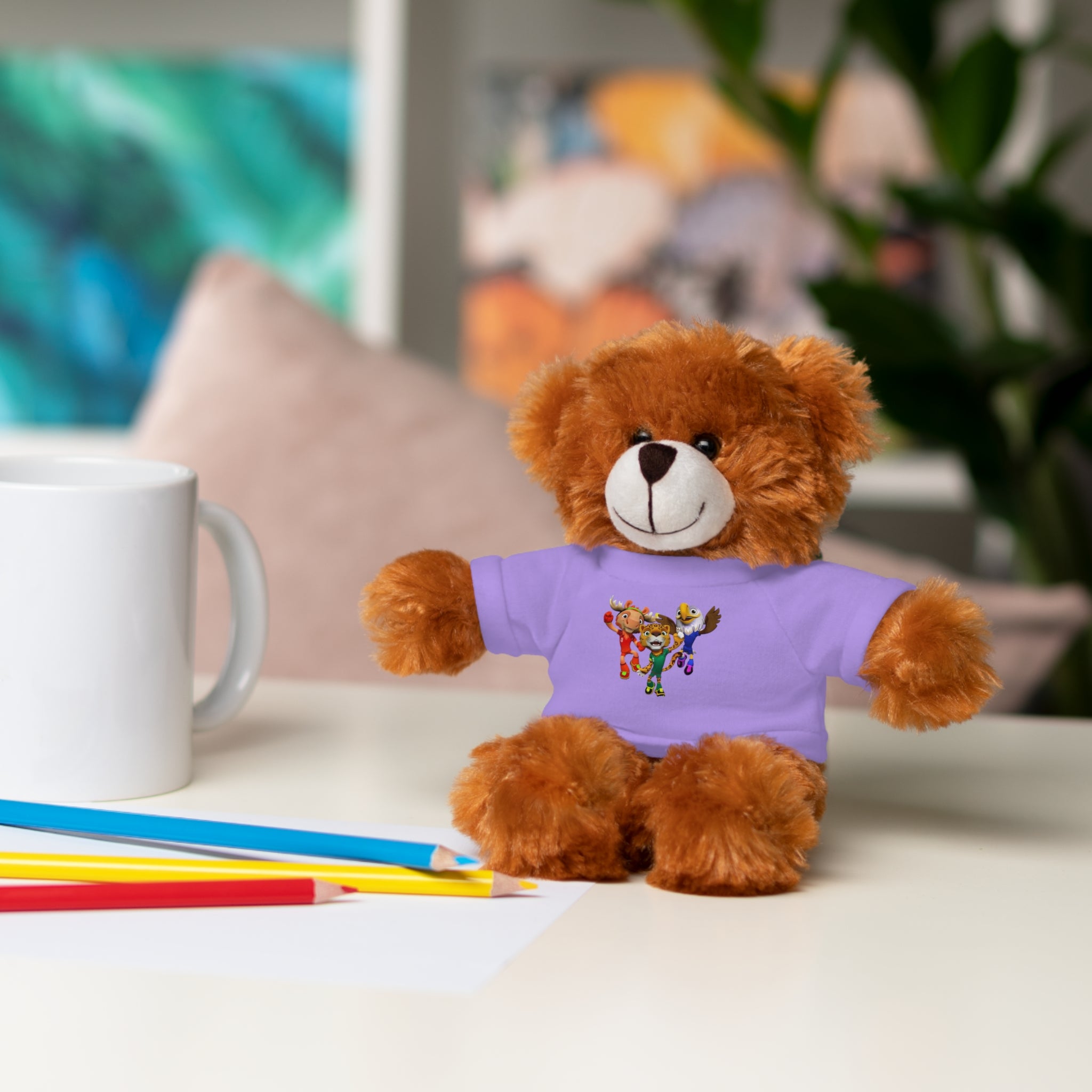 Adorable animal de peluche con camiseta personalizada, regalo tierno para niños.